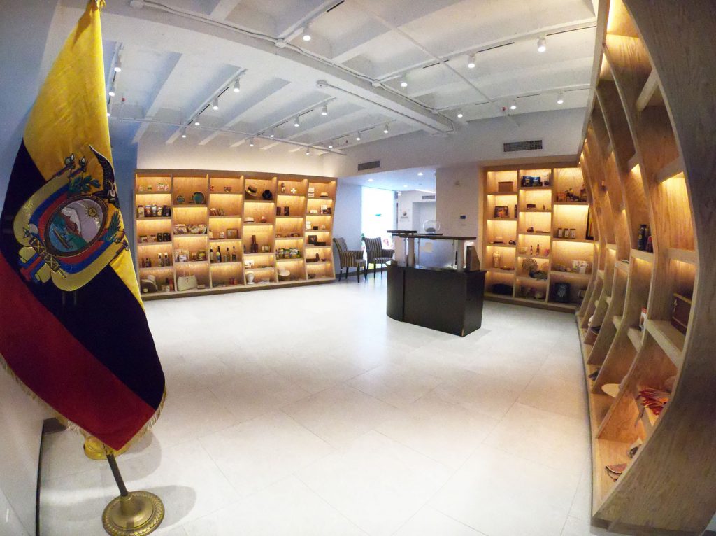 consulado general del ecuador